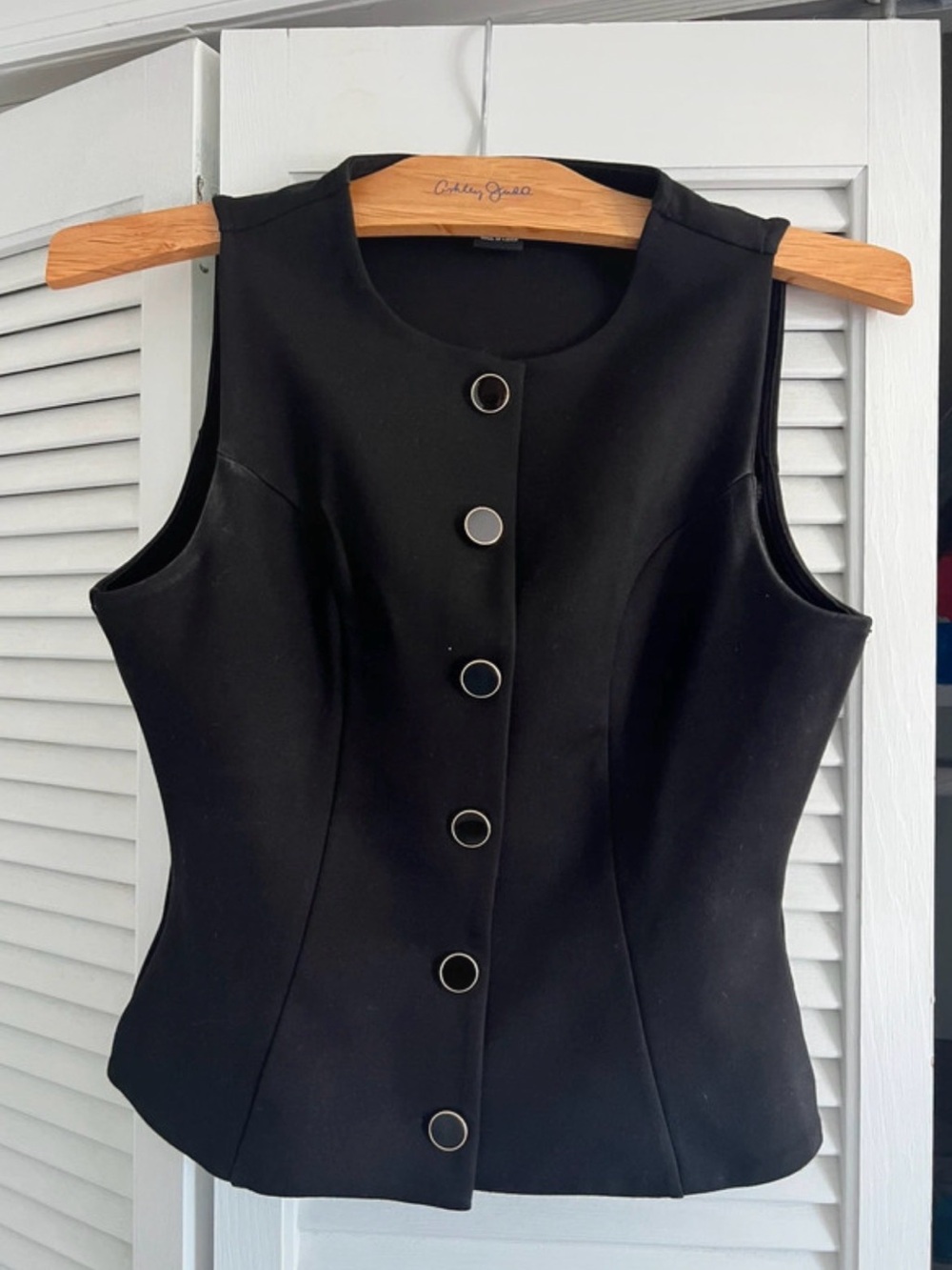 Rachel Zoe Black Sleeveless Button-Front Shell Top